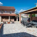 Casa vacanze Gorgeous Home In Pridraga *